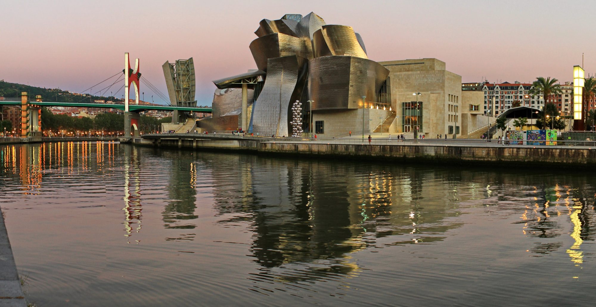 Cuatro ciudades españolas entre las preferidas por los viajeros para visitar museo