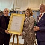 Adolfo Muñoz recibe el reconocimiento como empresario del año en España