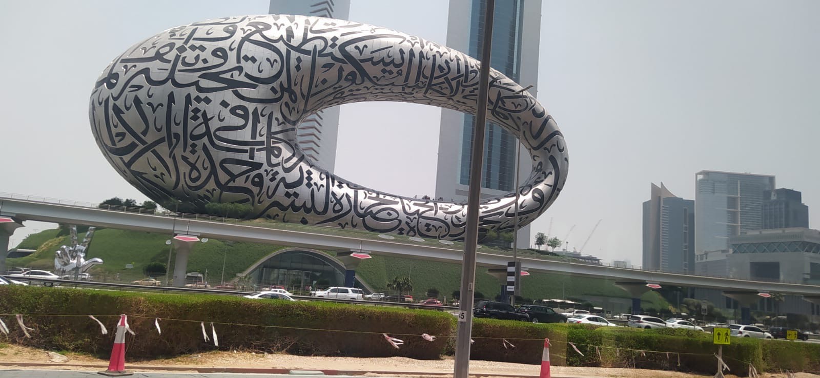 Dubai y Abu Dabi, El Desierto Convertido En Ciudades Mas Modernas Que New York