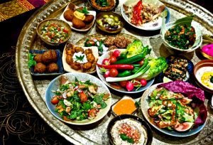 Platos típicos de la gastronomía dubaití.